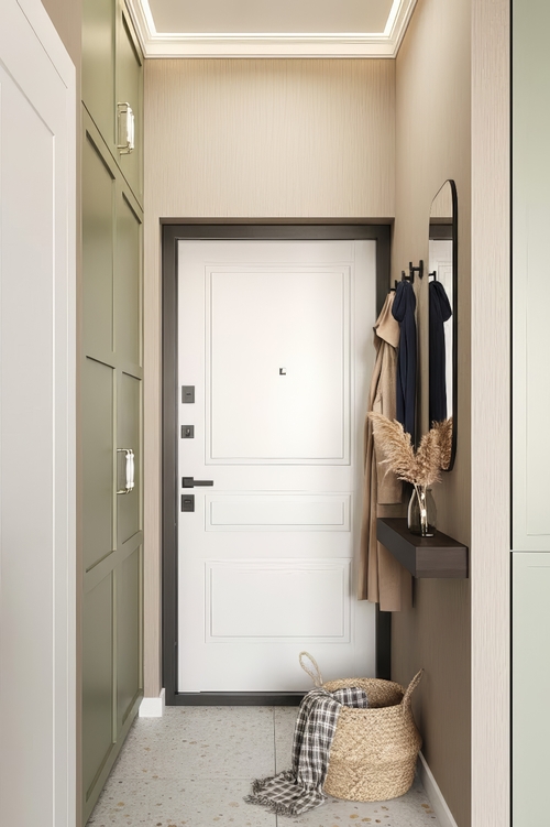 Дверь в прихожей квартиры